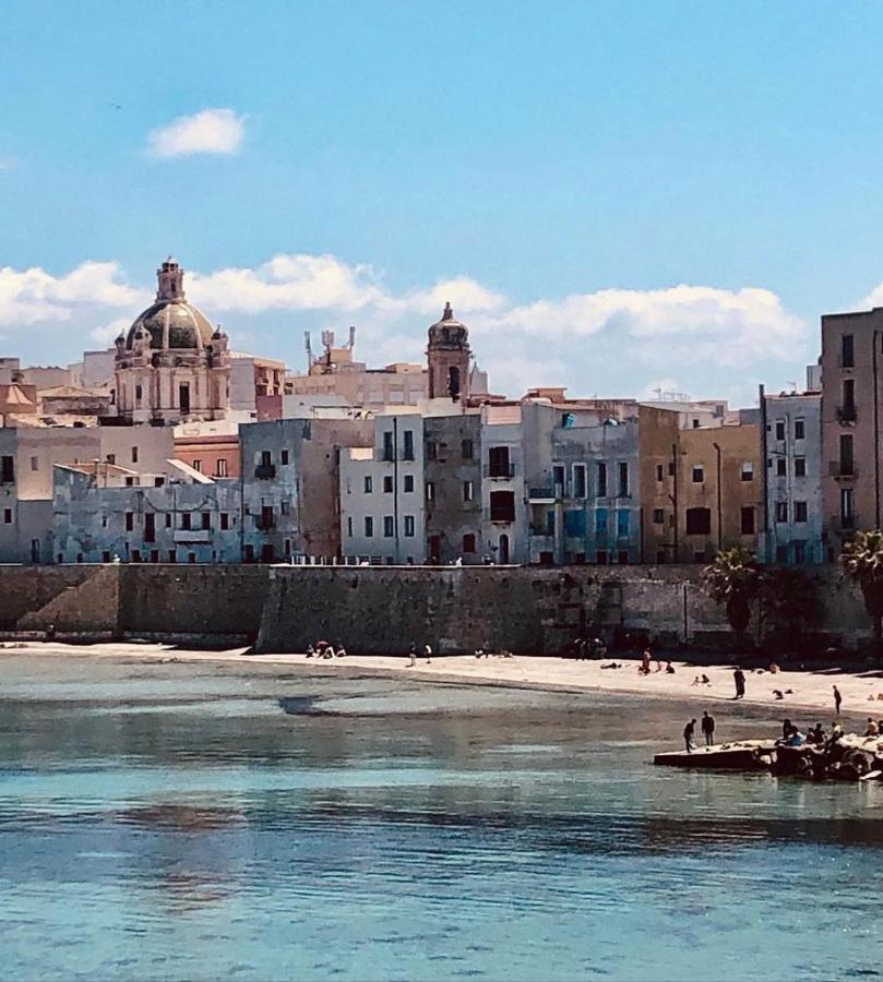 Torrearsa 17 Acomodação com café da manhã Trapani Exterior foto